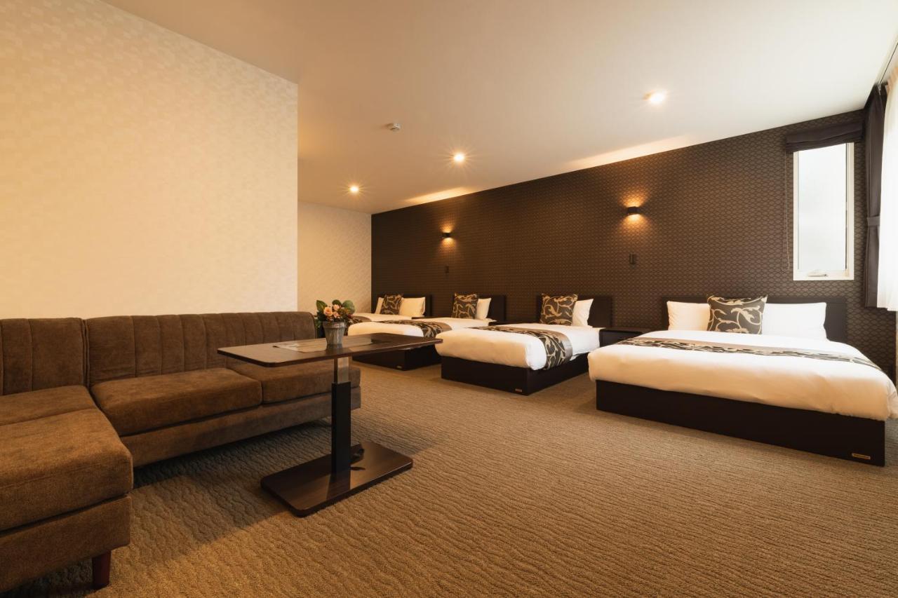 Grand Base Nagasaki Ekimae Aparthotel Εξωτερικό φωτογραφία